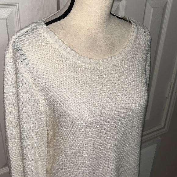 Rue21 ivory textured lightweight sweater Size M - Picture 7 of 17